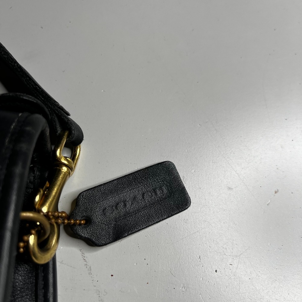 Vintage Coach Regina Bag 9983 Black Leather Crossbody Turnlock Top Handle USA - Picture 10 of 11